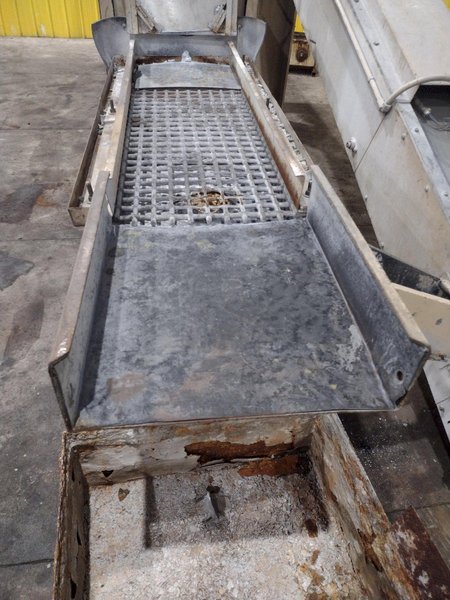 17 CUBIC FT ALMCO MODEL #V-16TF TUB TYPE VIBRATORY FINISHER W/ CONVEYOR LOAD &amp; SHAKER TABLE: YOBRO #25321