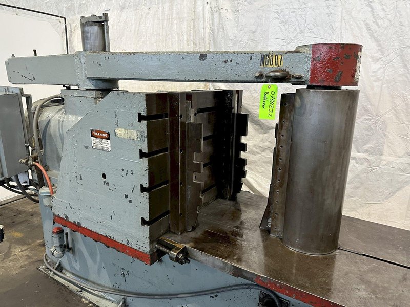 300 TON BULLDOZER HORIZONTAL HYDRAULIC PRESS. STOCK # 0734222