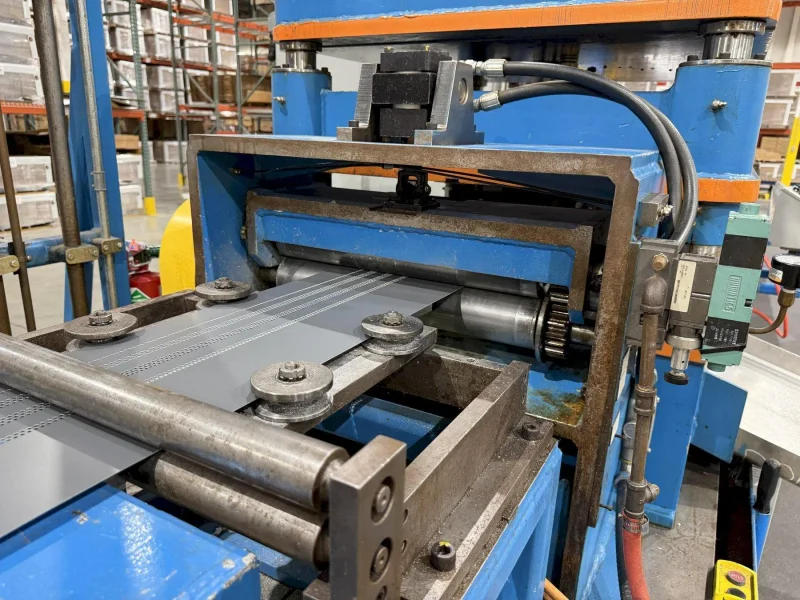 30 STAND X 1.5" RLM (NEW 2001) ROLLFORMER LINE TOOLED FOR LEAF SOLUTIONS GUTTER TOPPER, 20" ROLL SPACE STOCK# 4412