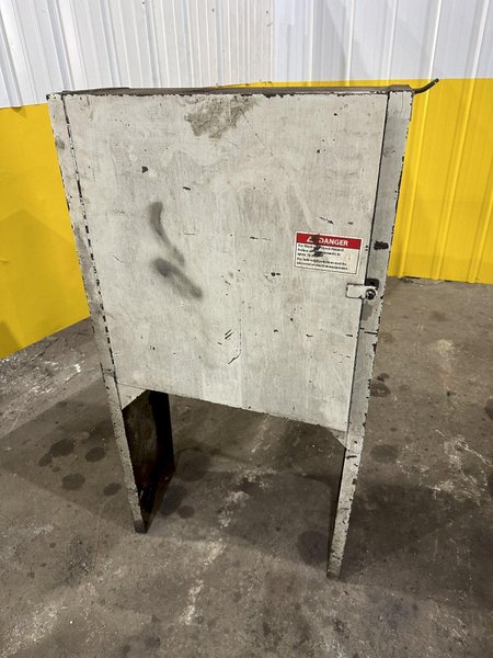 32" X 168" AMERICAN PACEMAKER HEAVY DUTY ENGINE LATHE, 3" HOLE: STOCK #20075