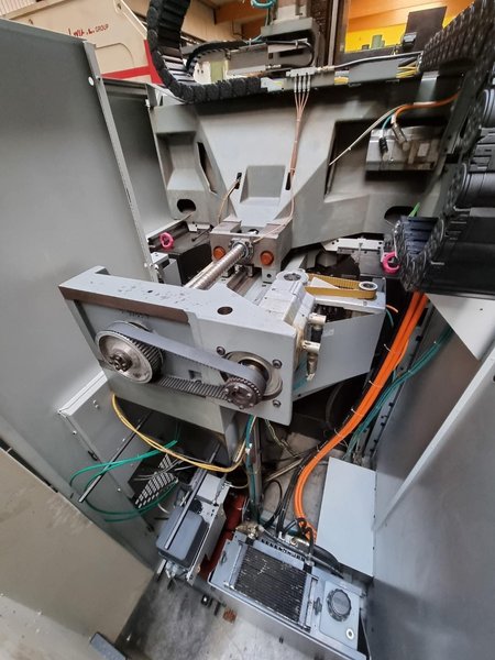 Hermle C800V X: 800 - Y: 600 - Z: 500 mm CNC