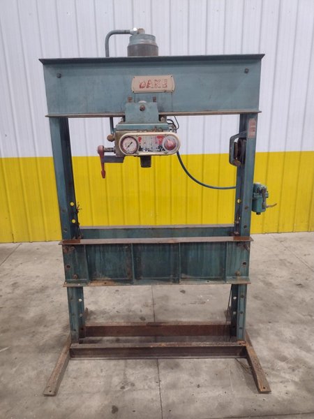 75 TON DAKE MODEL #6-275 AIR-HYDRAULIC H-FRAME PRESS: STOCK #23521