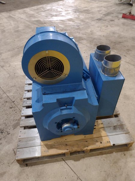 300 HP RELIANCE ELECTRIC AC MOTOR: STOCK #20978