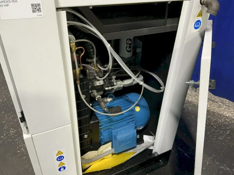 GARDNER DENVER 10 HP ROTARY SCREW AIR COMPRESSOR  -  APEX-15A