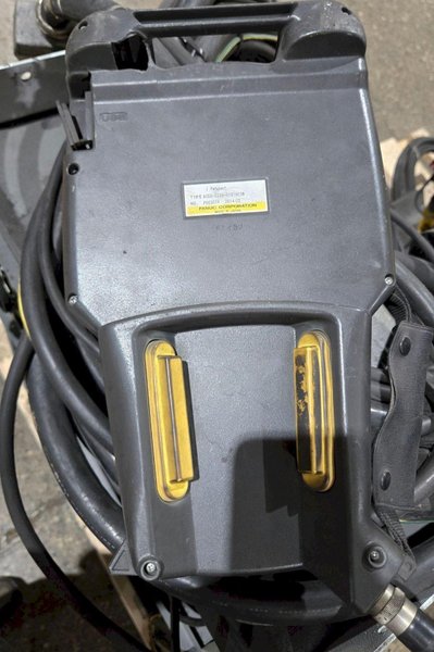 FANUC R-2000IB/210F + R30IB ROBOT ARM AND CONTROL CABINET USED