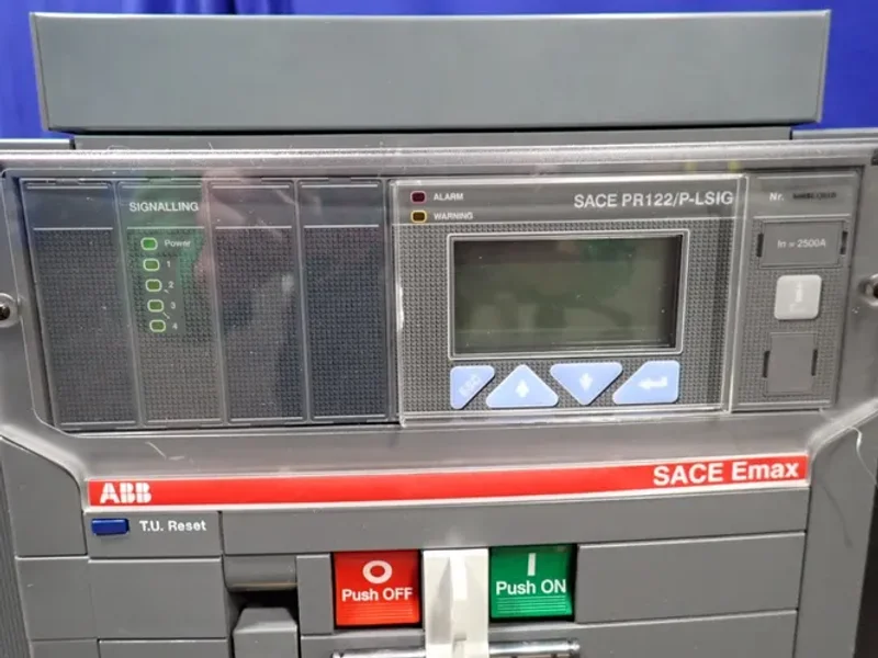 ABB AIR CIRCUIT BREAKER  -  SACE E3N 25