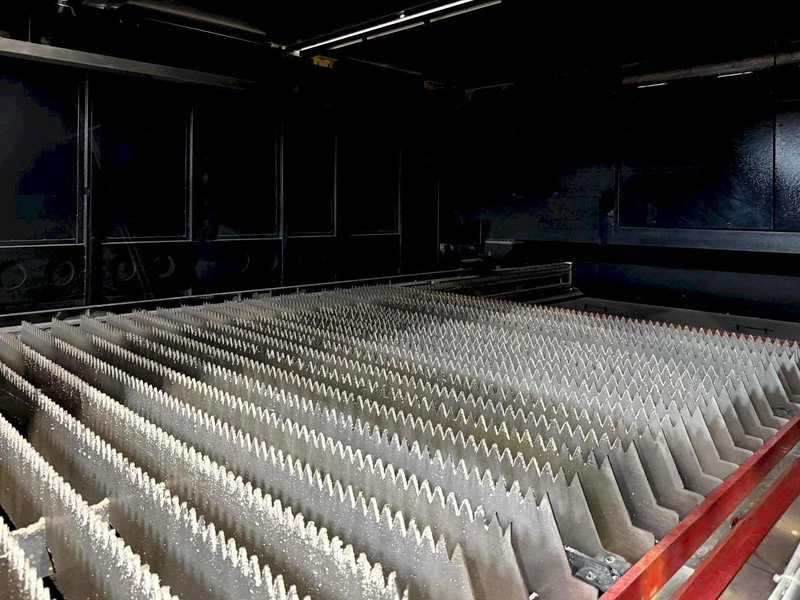 Amada Ventis 3015 AJ Fiber Laser