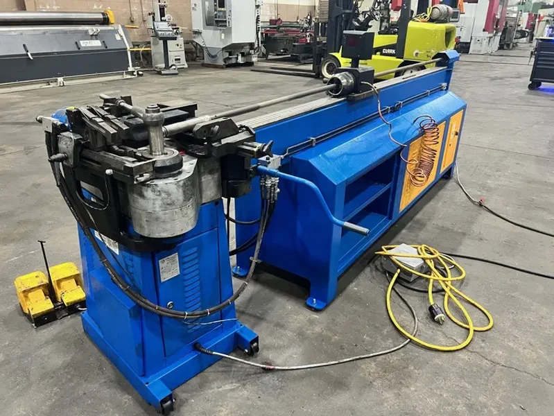 USED ERCOLINA 2.5" CAPACITY MODEL 030 MANDREL BENDER WITH 10' 2-AXIS POSITIONER YEAR: 2010