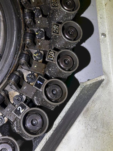 2011 Makino F5 CNC Vertical Machining Center For Sale