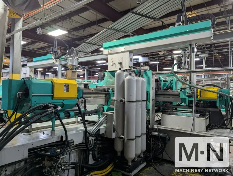 550 TON 29.1/ 8.2 OZ ARBURG MODEL 920S-5000-1300/400 2-COLOR INJECTION MOLDING MACHINE MFG 2015