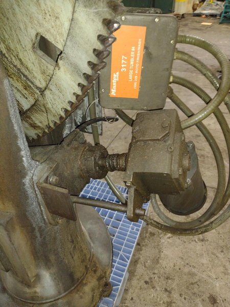 2 HP BOWL TYPE GLOBE ROTATING TUMBLE/POLISH MACHINE: STOCK #23707