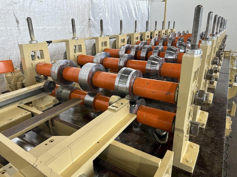 10 STAND X 3.5&quot; ARBOR X 42&quot; BRADBURY STANDING SEAM 360 &amp; STANDING SEAM RAFTED ROLLFORMER. STOCK # 0733822