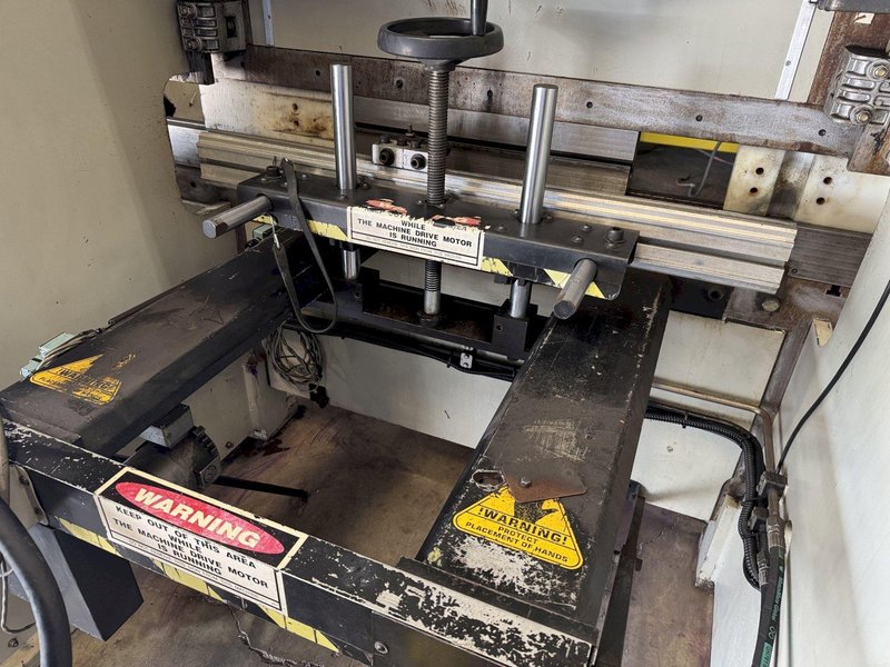 60 Ton X 6’ Accurpress Model 7606 CNC Hydraulic Press Brake