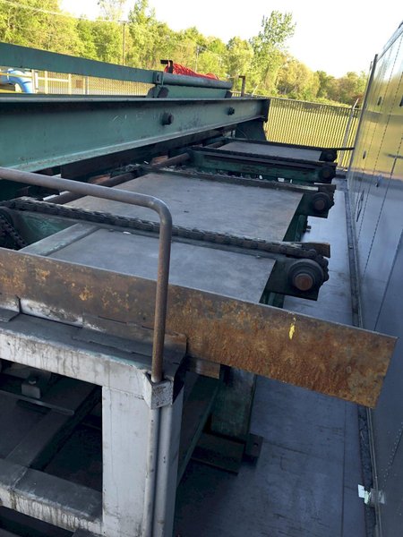 20&#039; SUTTON POWERED INFEED &amp; OUTFEED CONVEYORS / RACKS: STOCK #16743