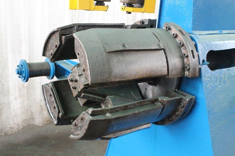 LOOPCO UNCOILER W/VICKERS HYDRAULIC PUMP: STOCK #51773
