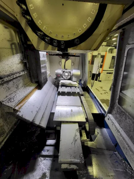 DOOSAN DMV-4020 CNC Vertical Machining Centers