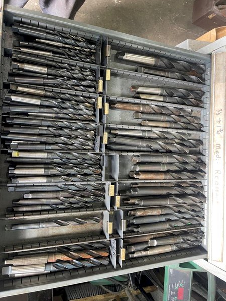 13 DRAWER VIDMAR CABINET WITH TOOLING! STOCK #77057