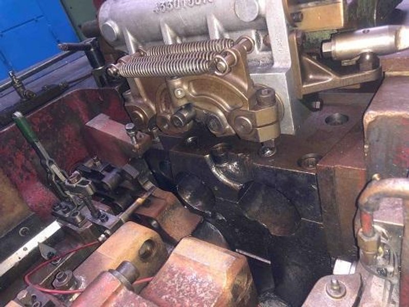 9/16&quot; NATIONAL 89 TWO-DIE THREE PUNCH COLD HEADER