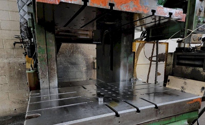 150 TON NIAGARA MODEL #E-150 GAP FRAME PRESS, 6" STROKE: STOCK 17175