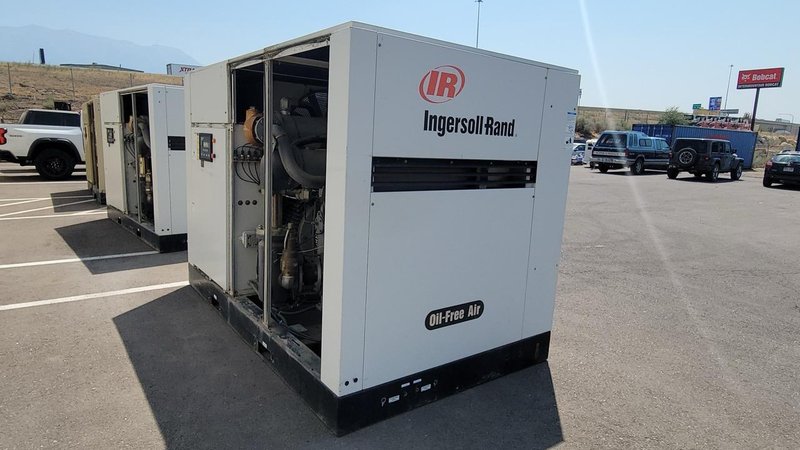 Ingersoll Rand Sierra H200 Oil-Free Rotary Screw Air Compressor, 2001