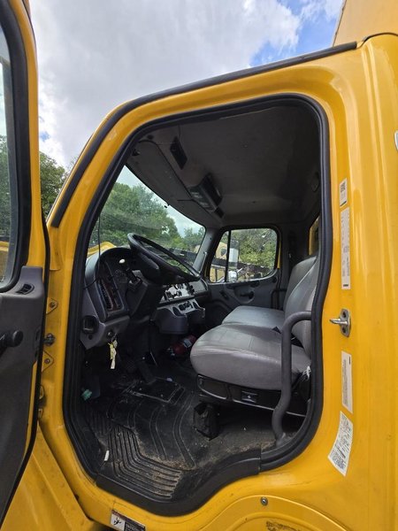 2018 Freightliner M2 1FVACWFB1JHJH4959