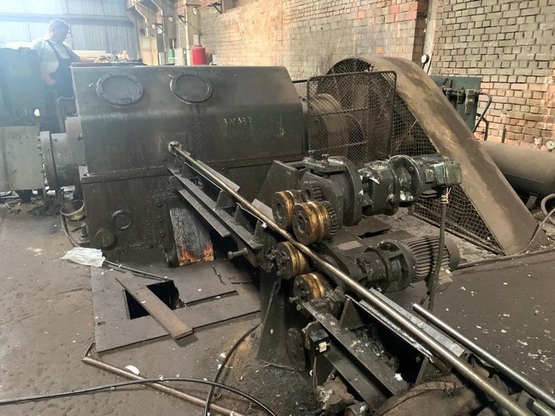 MANNESMANN MEER #KPW 25 VMR LONG STROKE PILGER MILL WITH LONG DIE ASSEMBLY