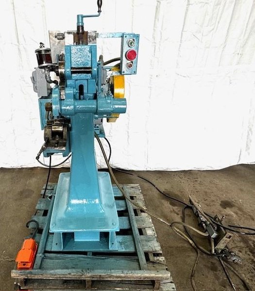 CONTINENTAL #3 PIPE ANS TUBE CUT-OFF MACHINE STOCK# 3225