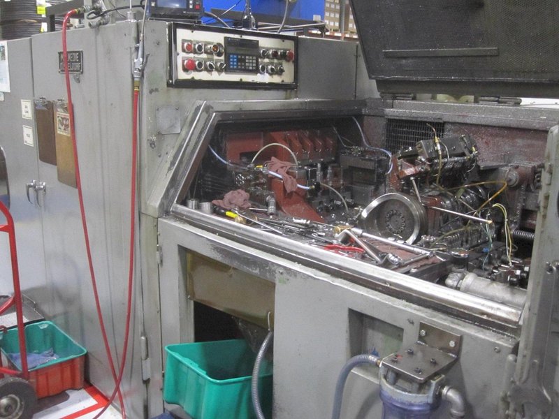 Malmedie Model B8 4 Die Progressive Cold Header