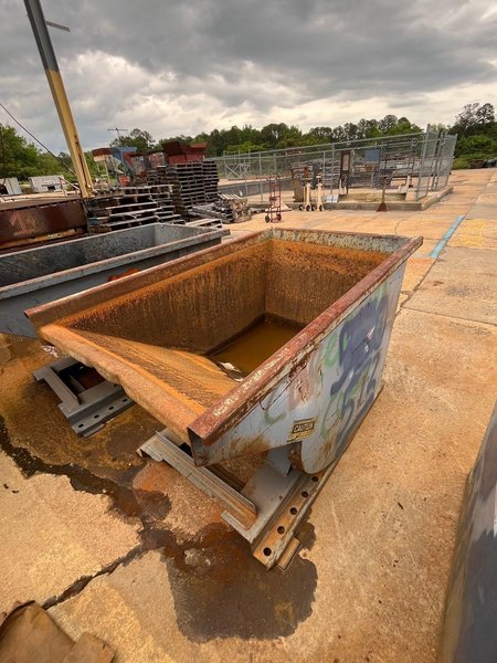 1 YARD DUMP HOPPER: STOCK #23200