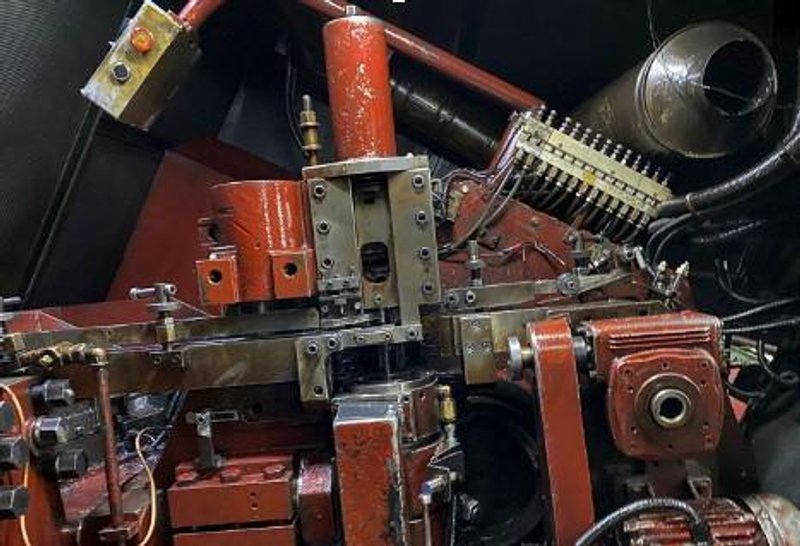 1/2&quot; X 3-1/2&quot; SACMA MODEL SP-37, 4-DIE 5-STATION BOLT MAKER