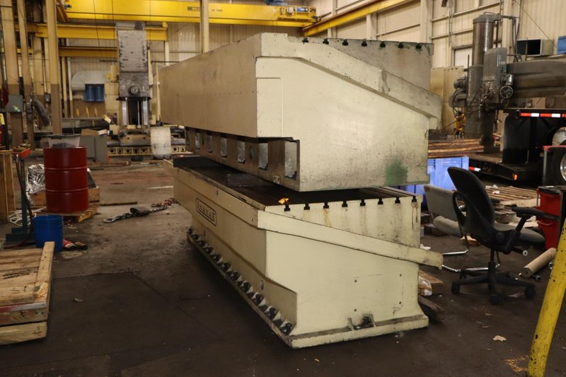 132" x 48"' x 44" HIGH ANAYAK HEAVY DUTY T-SLOTTED LAYOUT TABLE : YOBRO #26339