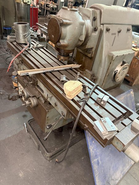5HP LAGUN VD-6A VERTICAL MILL. STOCK # 0547026