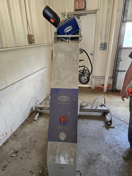50.5' X 19' 1000 LB GORBEL WORKSTATION CRANE WITH VACUMASTER ATTACHMENT. STOCK # 0772426