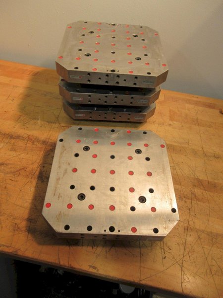 EROWA ER-021401 320mm X 320mm Pallet 2"x2" Non-Threaded Grid Pattern- Auction Item