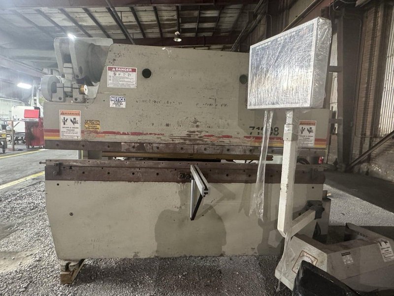 100 Ton x  8′ Accurpress 71008 Press Brake, 2003