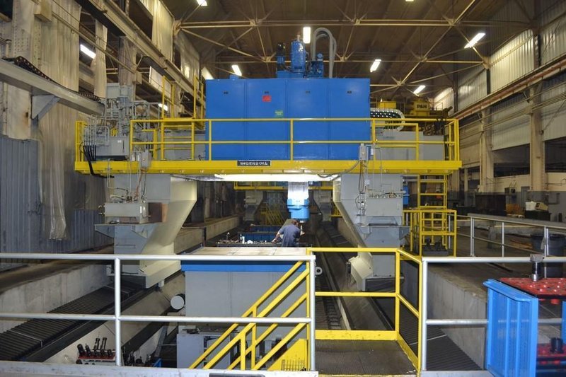 Ingersoll Masterhead 5-Axis Travelling Gantry Milling Machine
