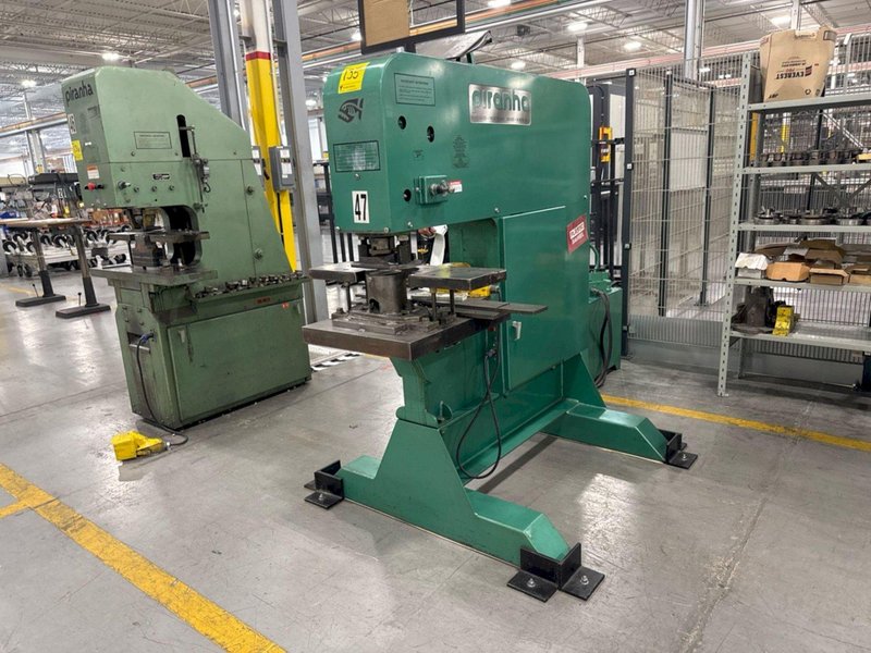 120 TON PIRANHA HYDRAULIC PUNCH PRESS: YOBRO #24091