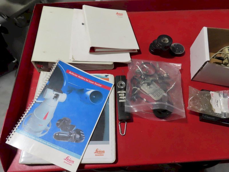 Leica Leicatracker Portable 3D Measurement System with Leica Nivel 20 Level, Rolling Work Station with Leica LT Controller Base- Auction Item