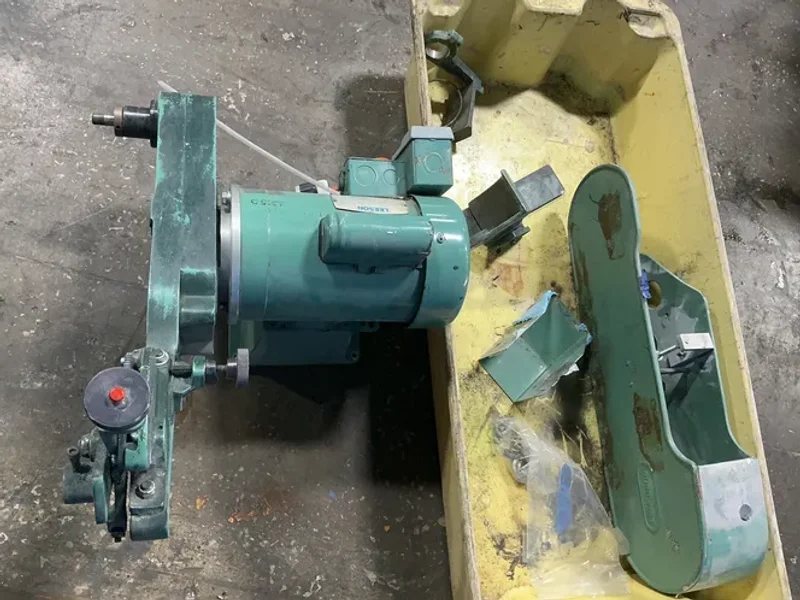 BURR KING 2 HP BENCHTOP BELT SANDER  -  960