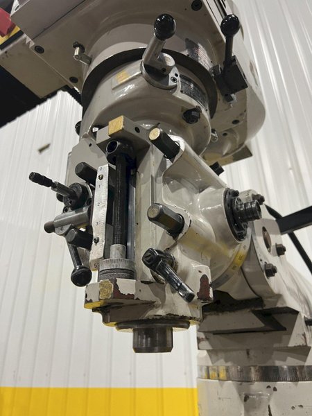 2 HP ACRA MODEL #AM-2V VERTICAL KNEE MILL: STOCK #18827