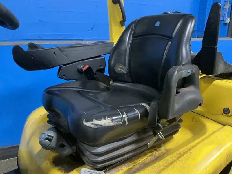 HYSTER 4600 LBS FORTIS 50 PROPANE FORKLIFT  -  S50FT
