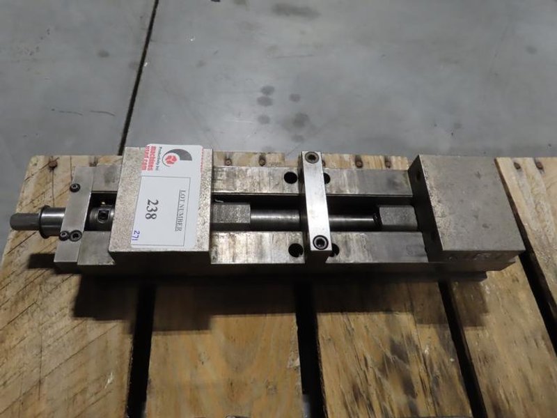 Kurt DL400B 4" Double Lock Machine Vise- Auction Item
