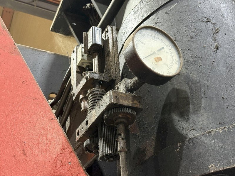 1250 TON X 20' CINCINNATI MODEL #1250HX16 HYDRAULIC PRESS BRAKE: YOBRO #25005