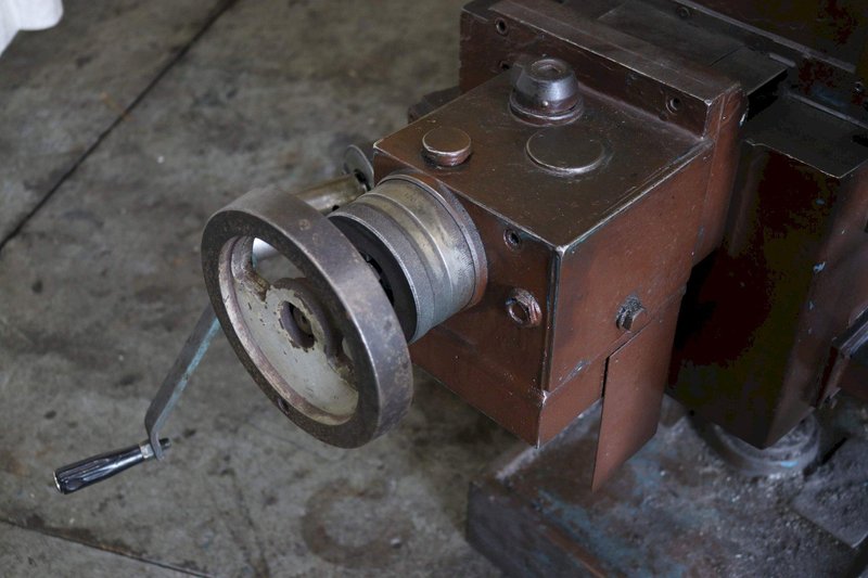 4HP INDUMA MODEL #4SA RAM TYPE VERTICAL MILL: STOCK #73329