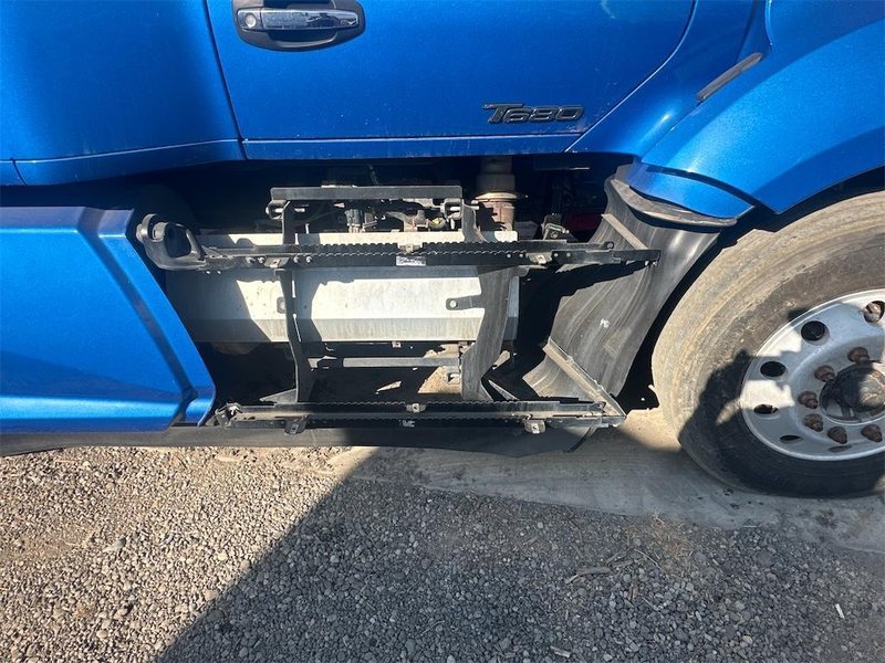 2022 Kenworth T680 1XKYD49X9NJ466983