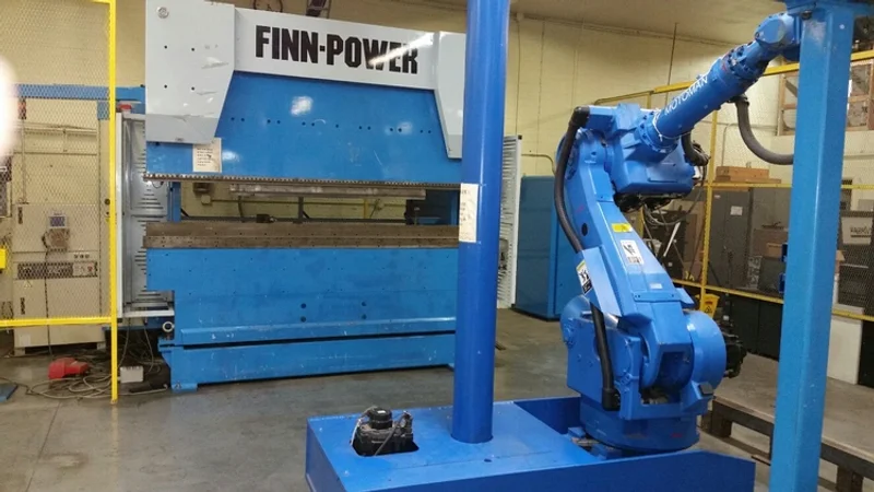 2001 FINN-POWER OY FPB-160-3050-UGHCC | Brakes, Press