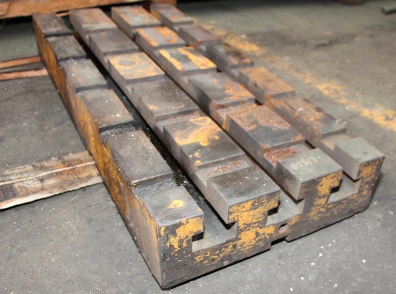 15&#039; X 34&#039; TABLE: STOCK #57317