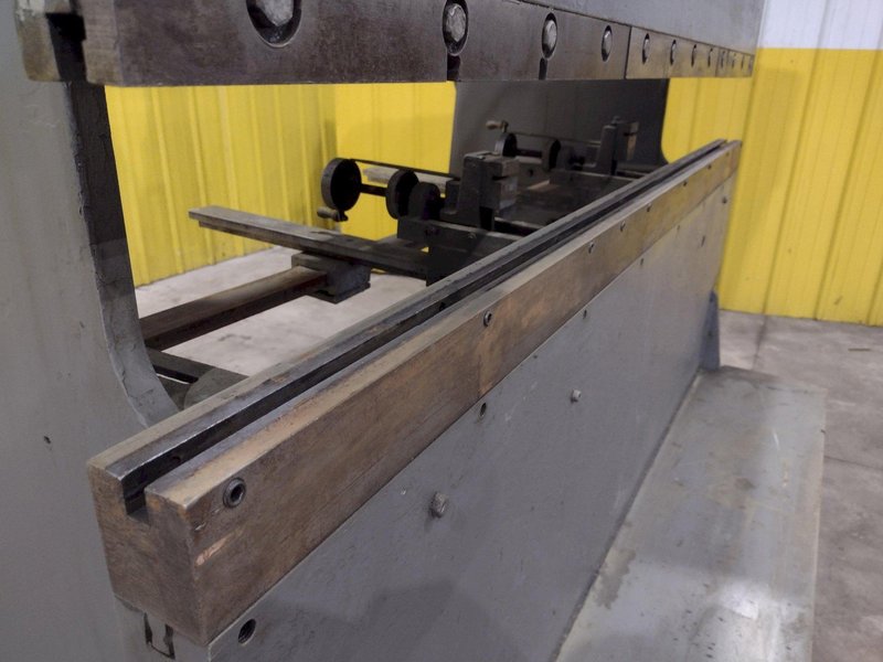 30 TON X 6' X 14 GAUGE CHICAGO DREIS &amp; KRUMP MODEL #56-A MECHANICAL PRESS BRAKE: STOCK #22761