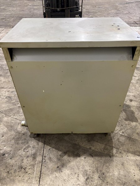 118 KVA 3 PHASE OLSUN TRANSFORMER 460 V TO 460Y/266: STOCK #22707