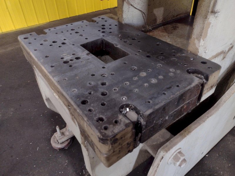 60 TON NIAGARA MODEL #M60 OBI STAMPING PRESS, 4&quot; STROKE: STOCK #19179